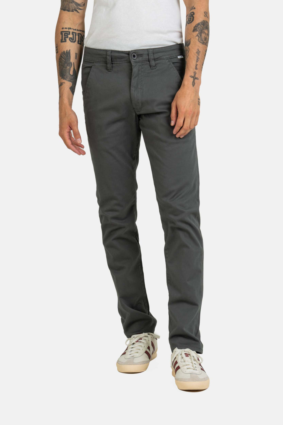 Pantalon chino fuselé Flex gris foncé