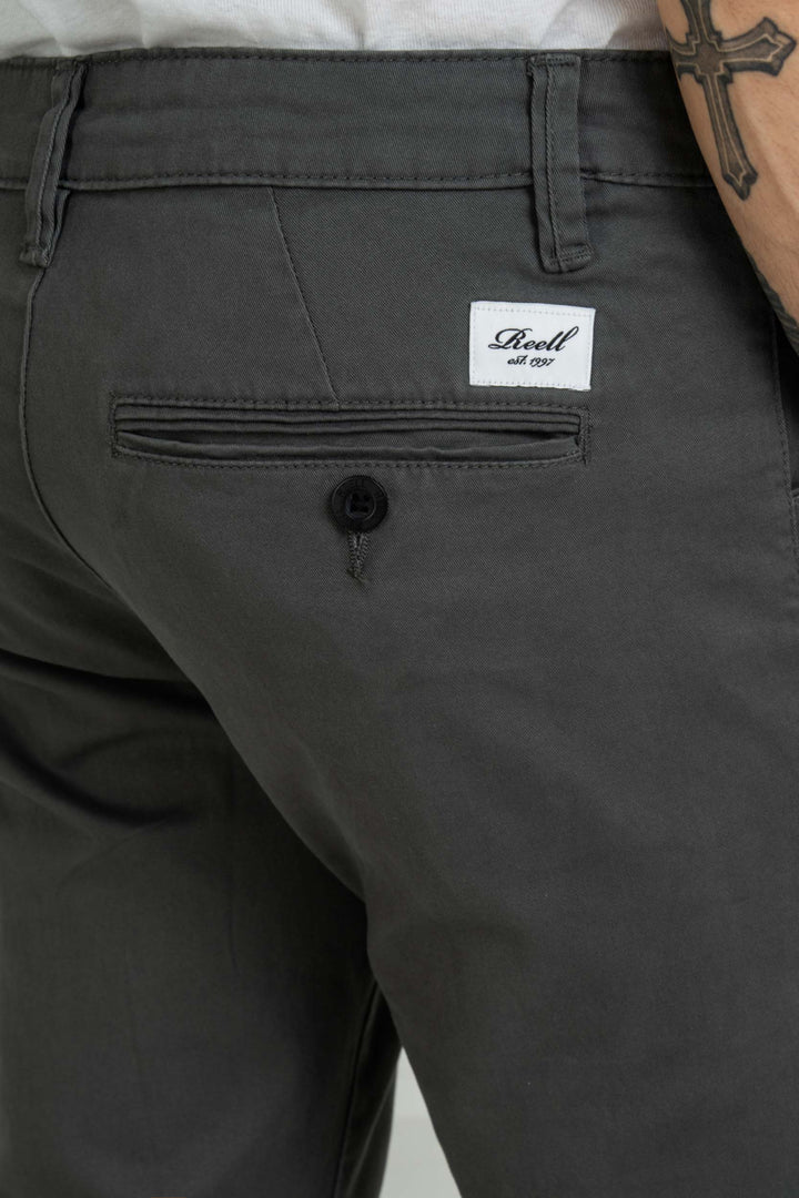 Pantalon chino fuselé Flex gris foncé