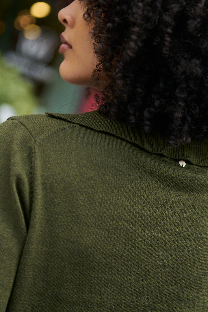 Cardigan mit Matrosenkragen aus Woll- und Baumwollgemisch