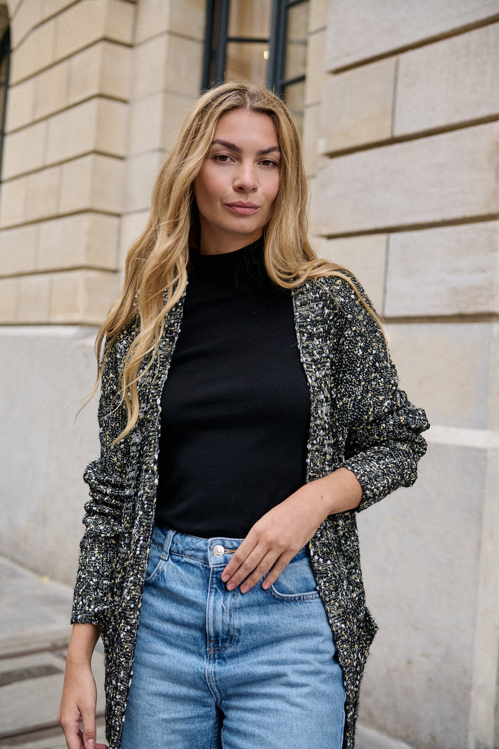 Langer strukturierter Cardigan mit Taschen